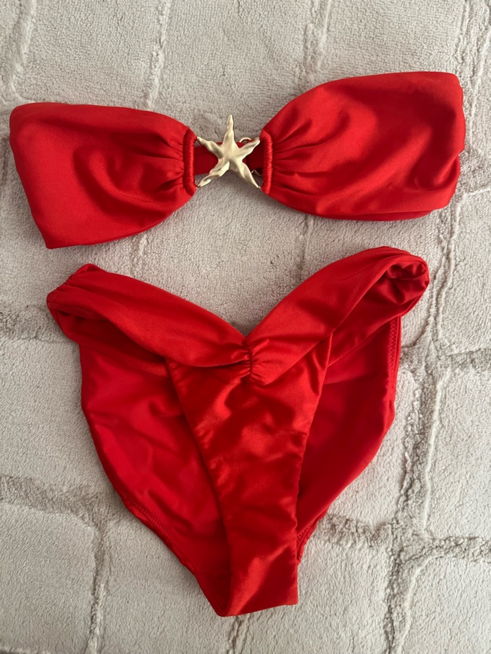 Bydee Bikini Set in Carmesi